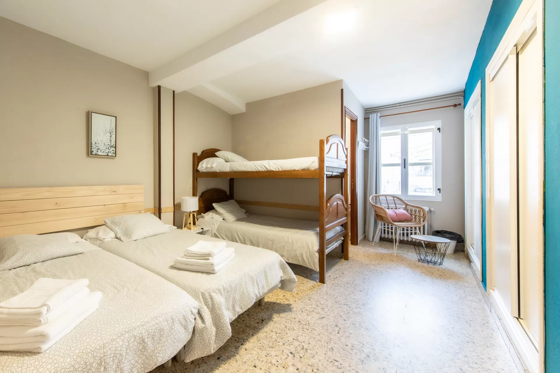 Habitación cuádruple literas 201