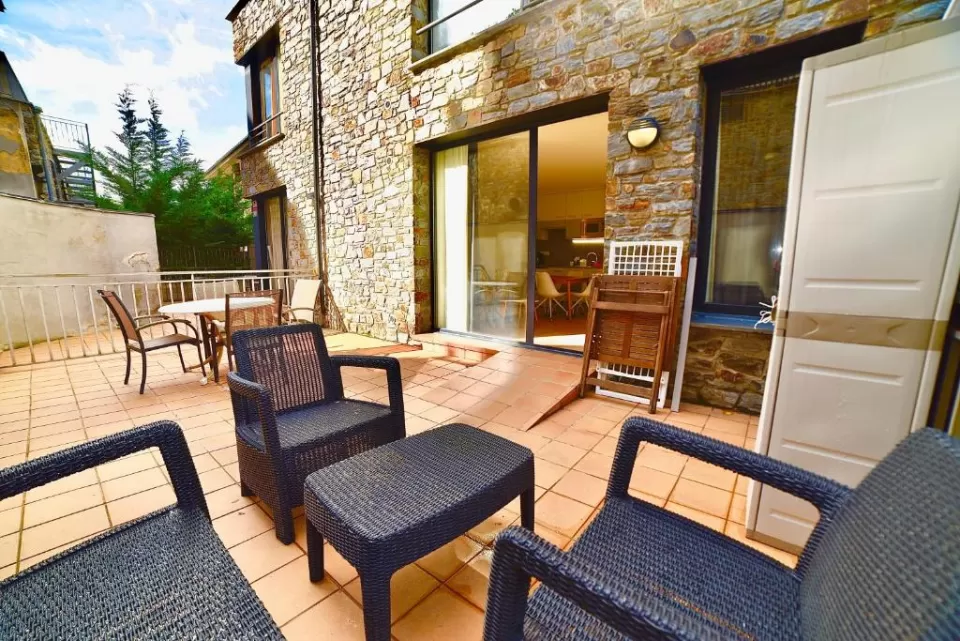 Placer, naturaleza y terraza en Canillo HUT-8207