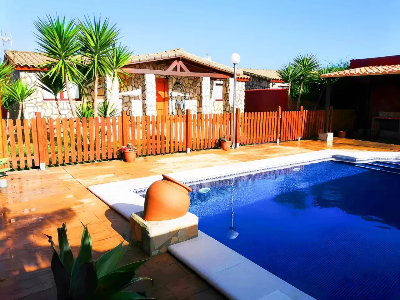 Chalet con piscina privada solo familias I
