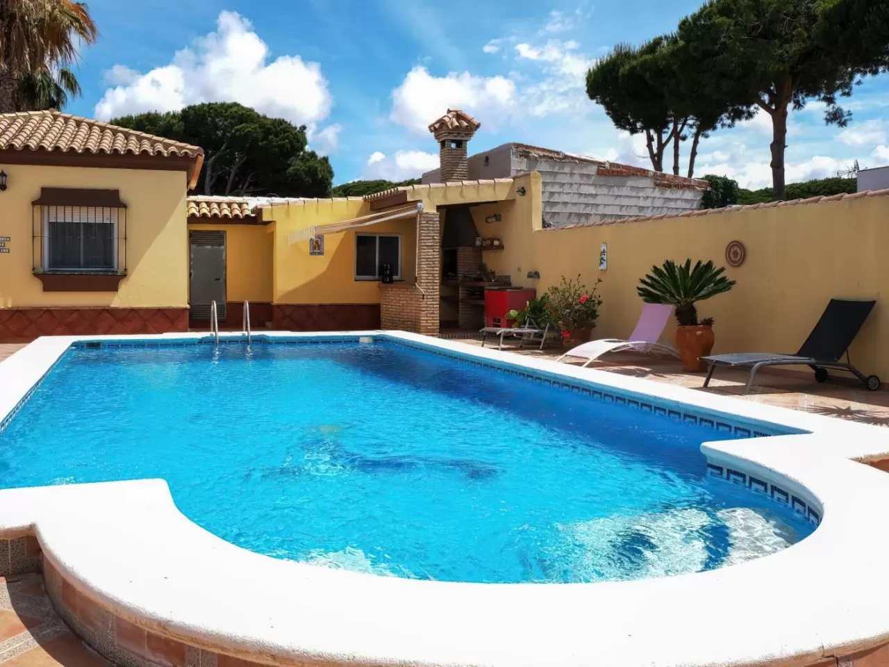 Chalet con piscina privada Arco Iris