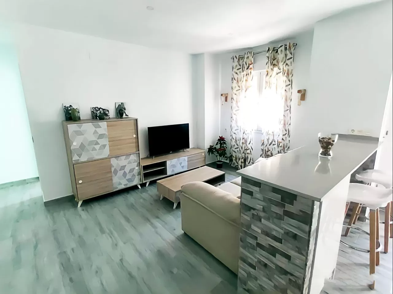 Apartamentos Nazareno para familias y parejas- A