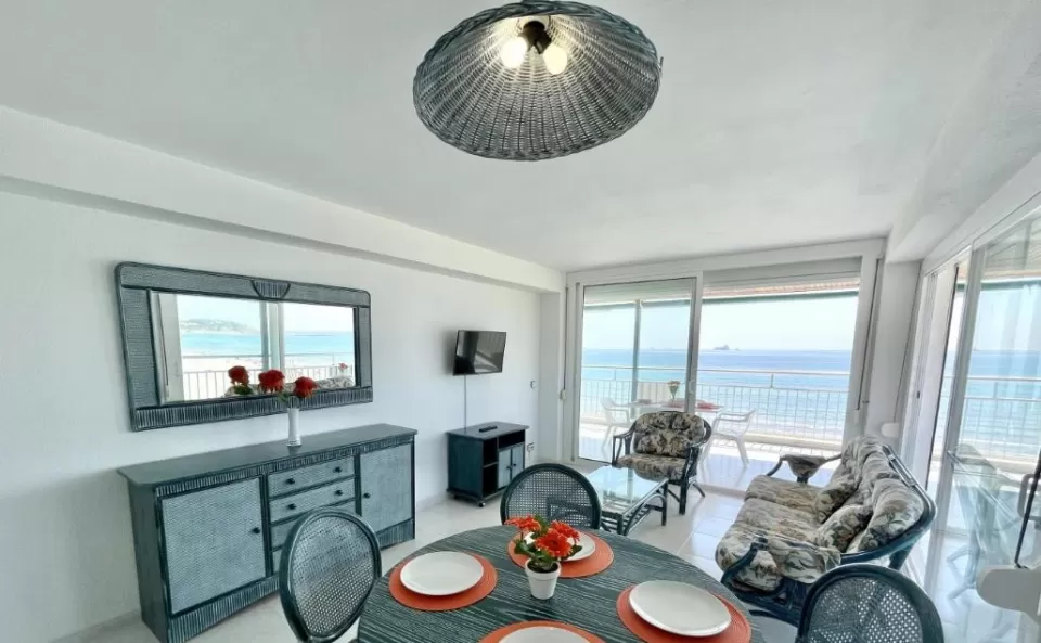 Apartbeach Bell Racó Esquinero Frente Playa