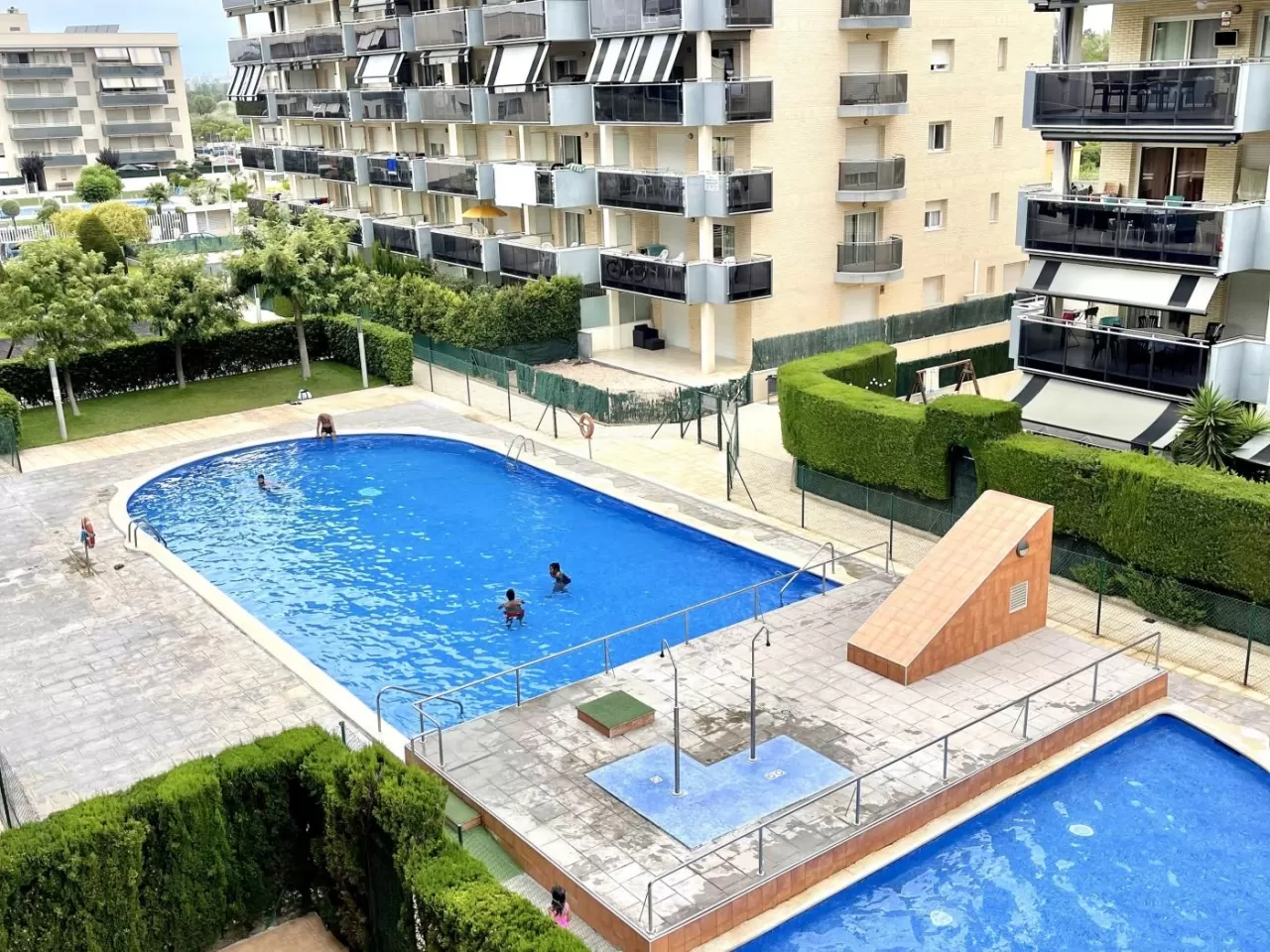 Apartbeach Nova Pineda 3º y vistas piscina