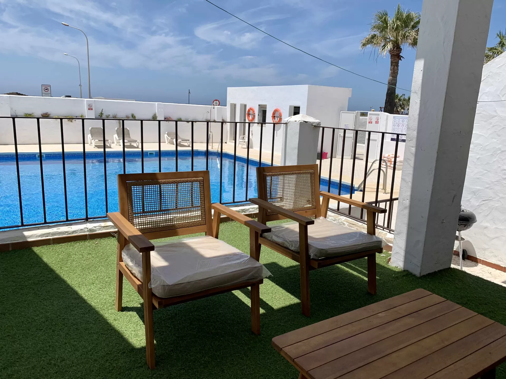 Urb. Las Cañas I. Apartamento F2