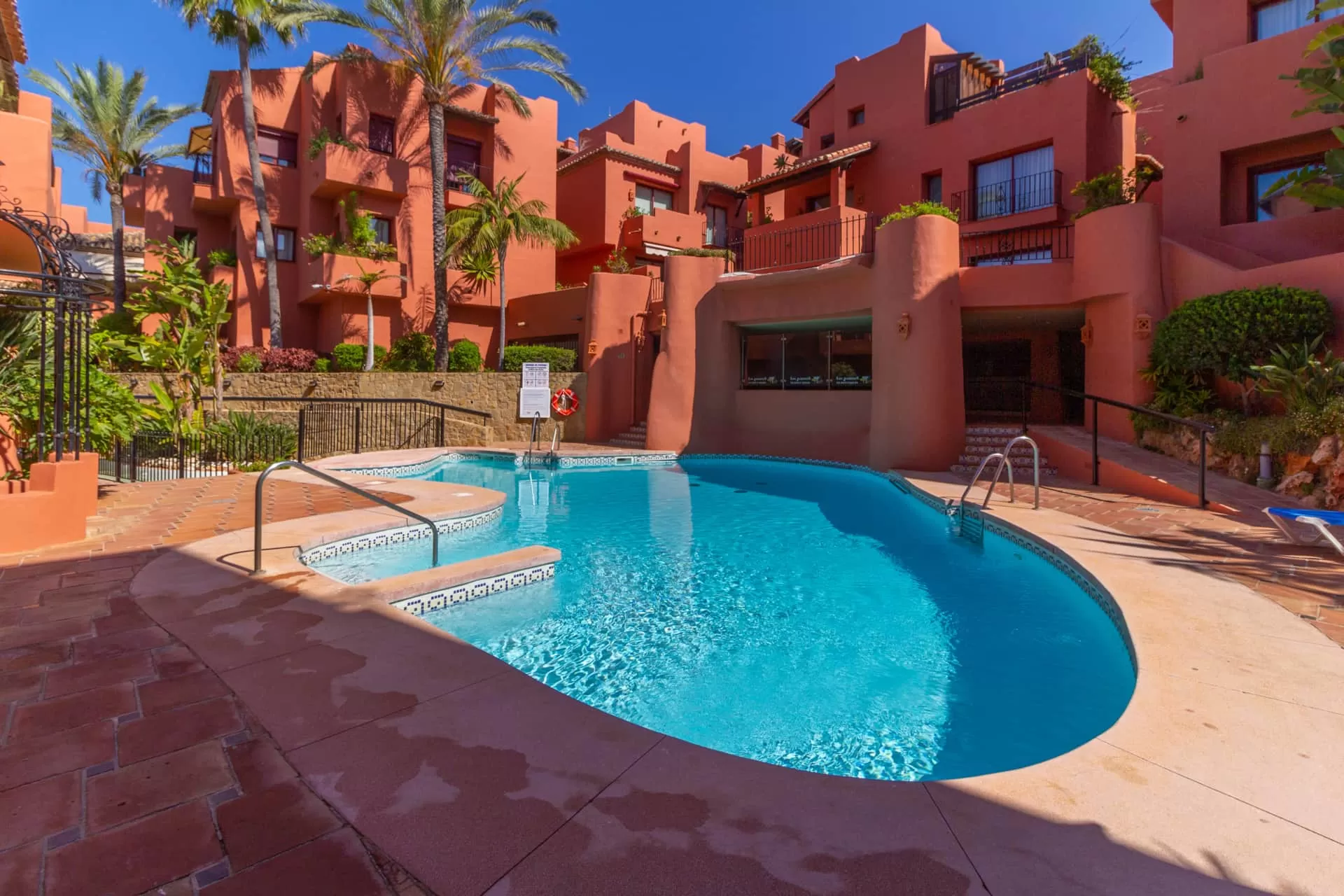 XPCE Don Carlos Gardens