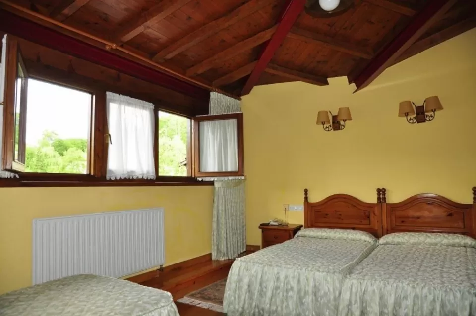 Triple room
