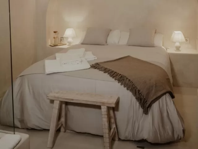 Standard Double Room with Bathtub