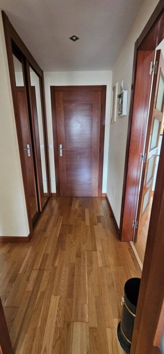 Pasillo hacia la puerta