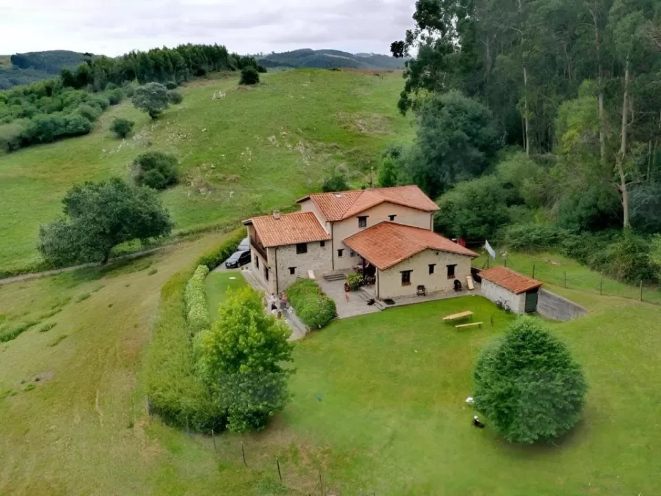 23 Espectacular casona en un entorno incomparable