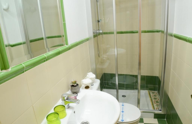 Bano privado en habitacion