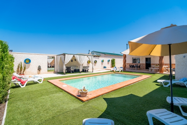 Casa Rural Lola
