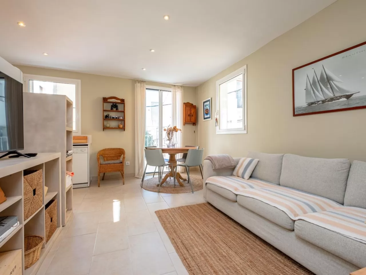 Costabravaforrent- Nucli Antic