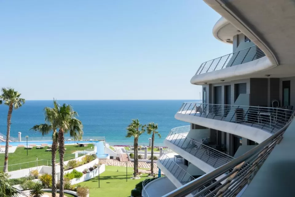 Infinity View Access to hot tubs pools