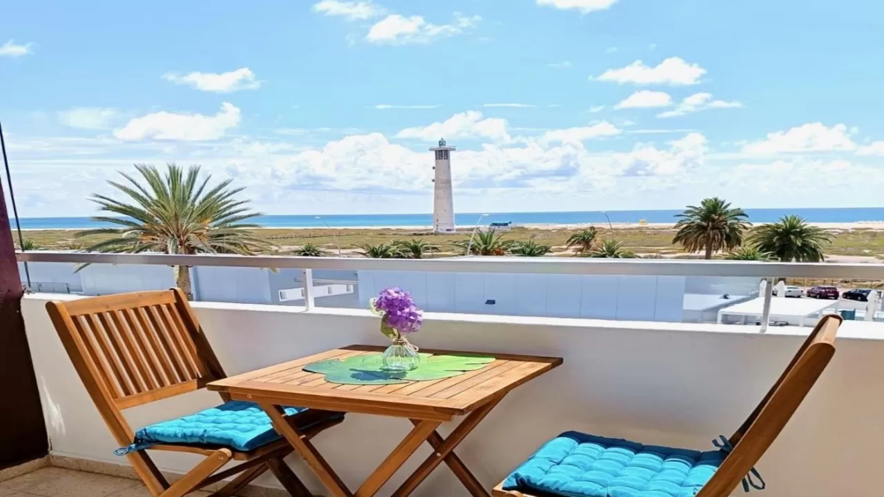 SolymarCalma- Green Lighthouse