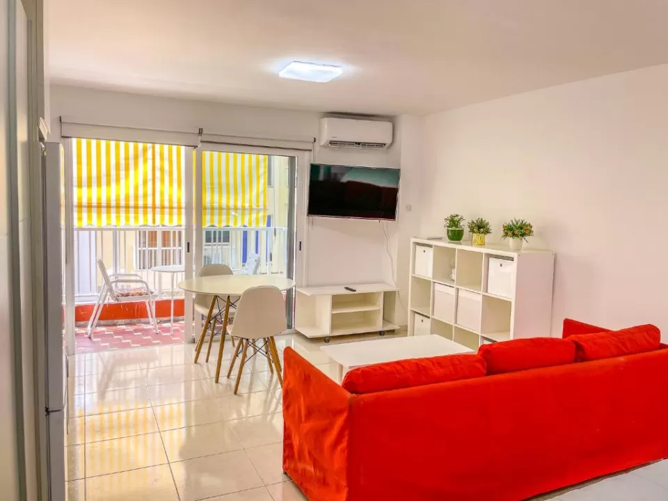 Rentaliday- Los Cristianos Beach