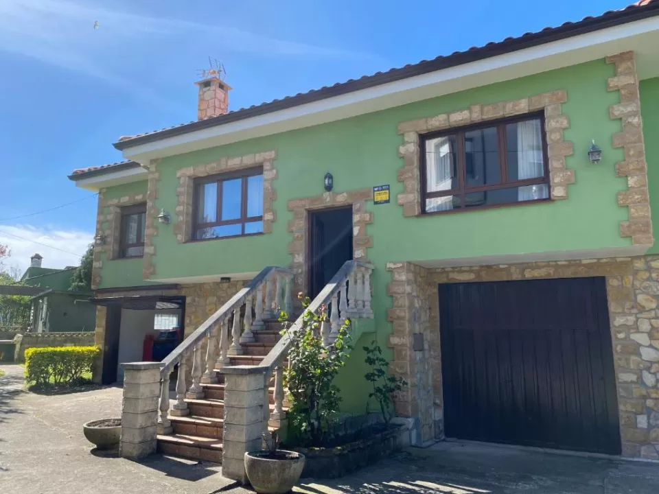 Casa Roji