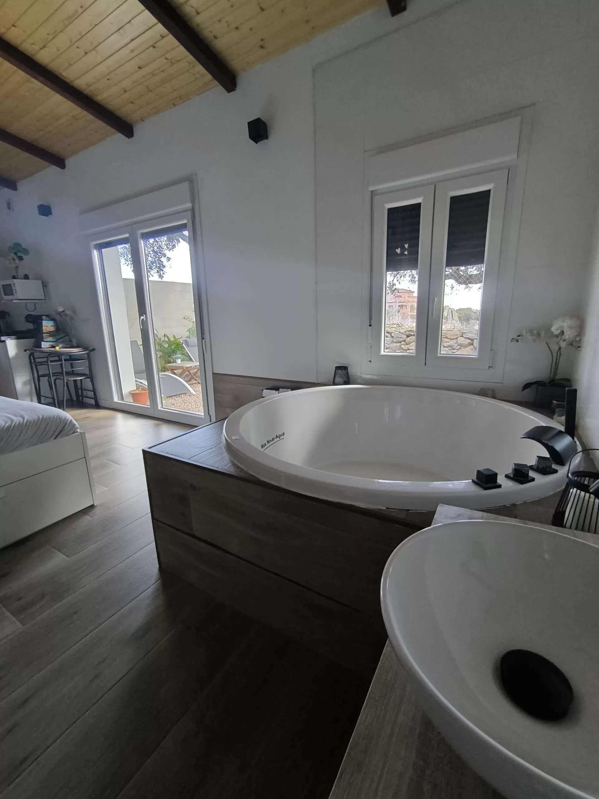 Sarai Cañadas Duque in your stay in Bungalow Sierra San Vicente 02 5700_1