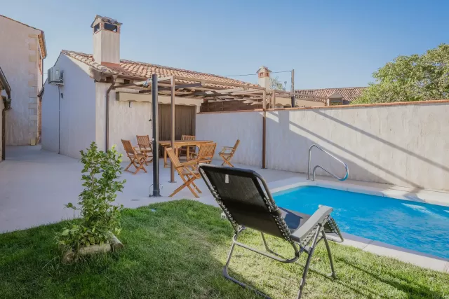 Casas Las Hazas- El Mirador de la Montaña