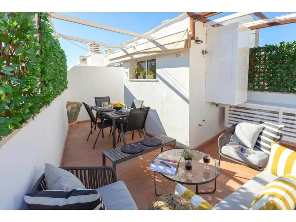 Del Parque Flats- Dos Aceras Penthouse