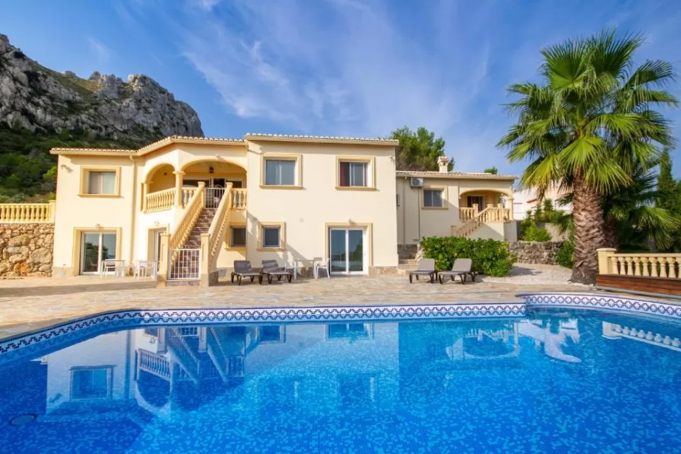 Casa Lennisa