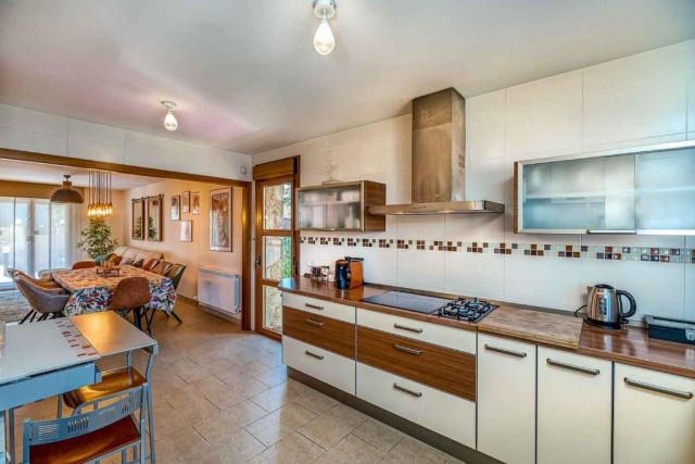 Espaciosa cocina