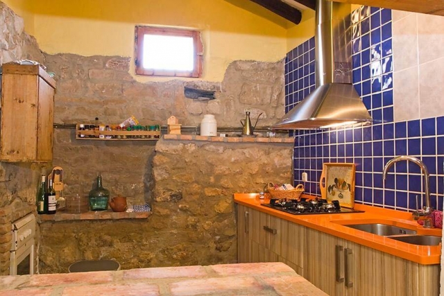 Cocina con encimera 