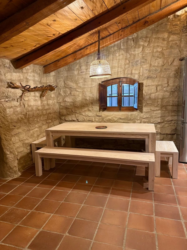 Comedor con mesa
