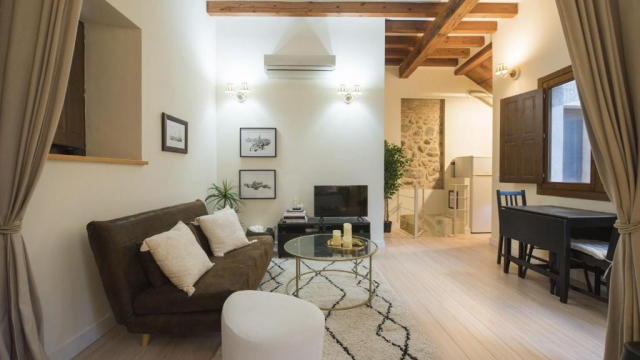 Sala amplia con tele 