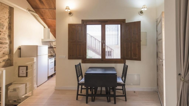 Sala de estar y mesa 