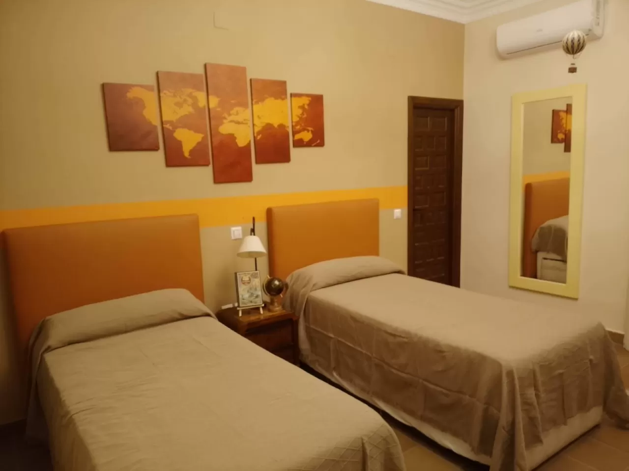 8. Verne Room