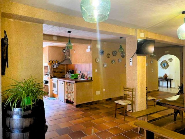 Bodega con cocina
