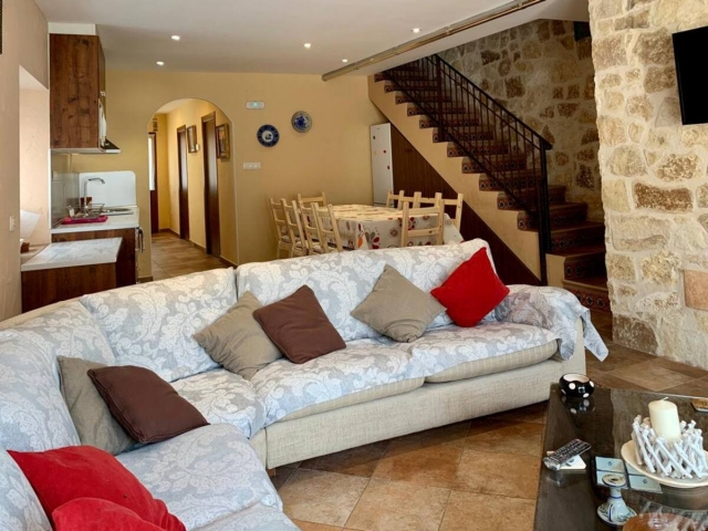 Sala de estar y cocina