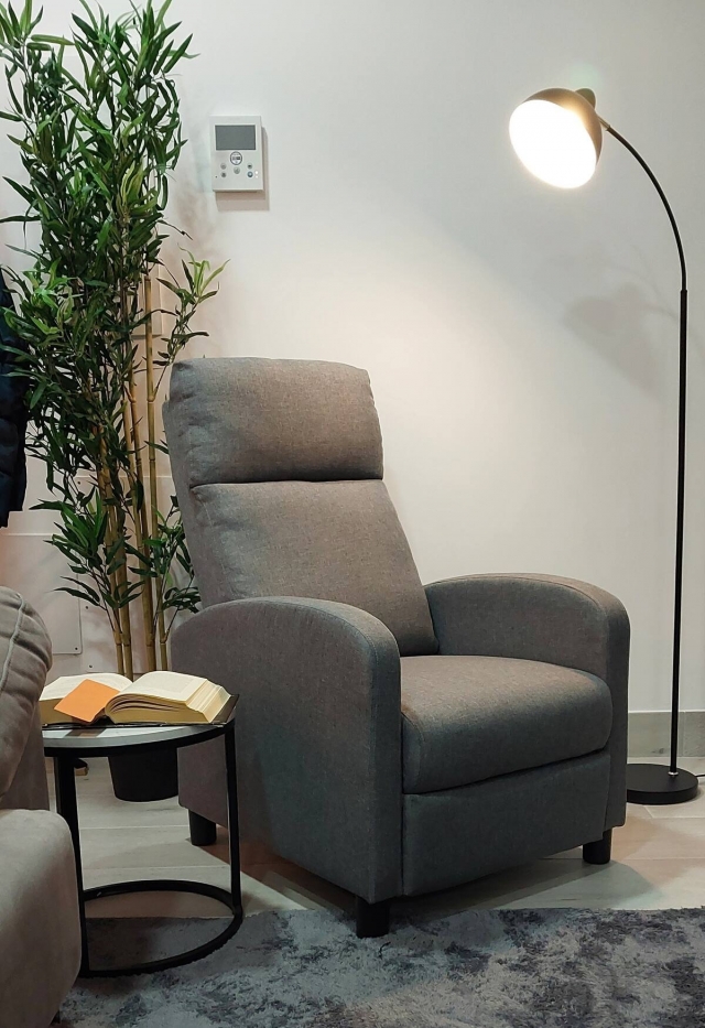 Sala de estar con sofa relax