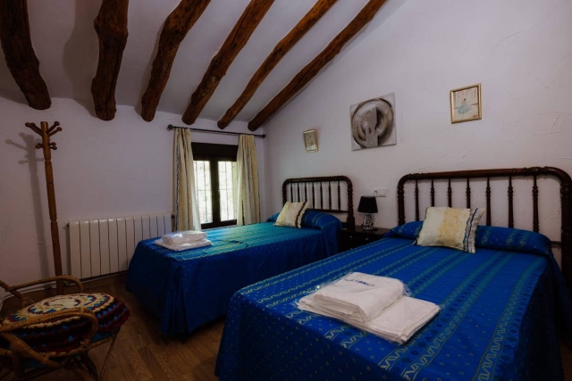 Dormitorio doble amplio 