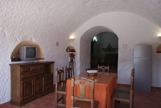 Cocina comedor con tele