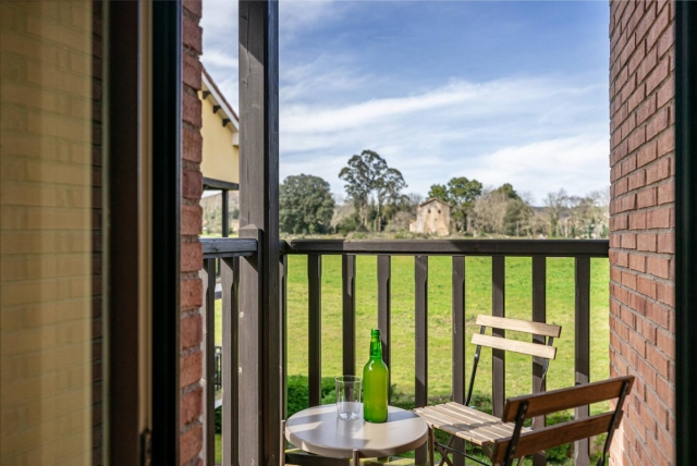 Sala de estar y terraza 