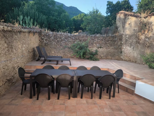 Amplia terraza exterior