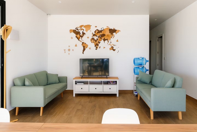 Sala de estar con tele 