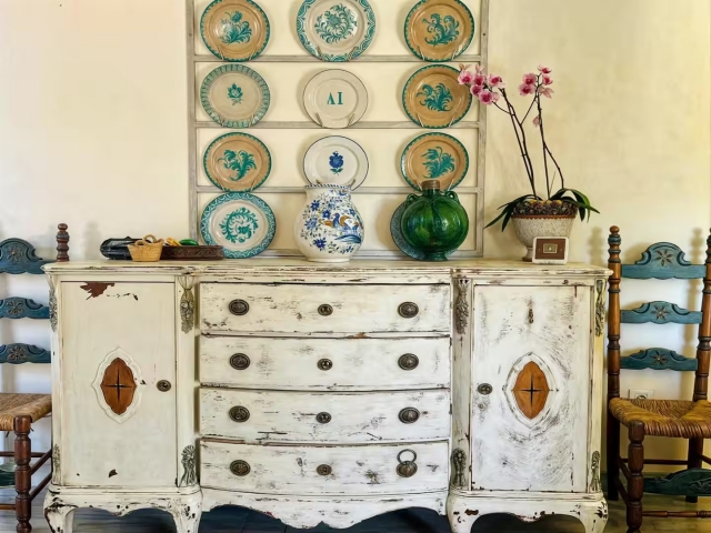 Sala de estar con muebles