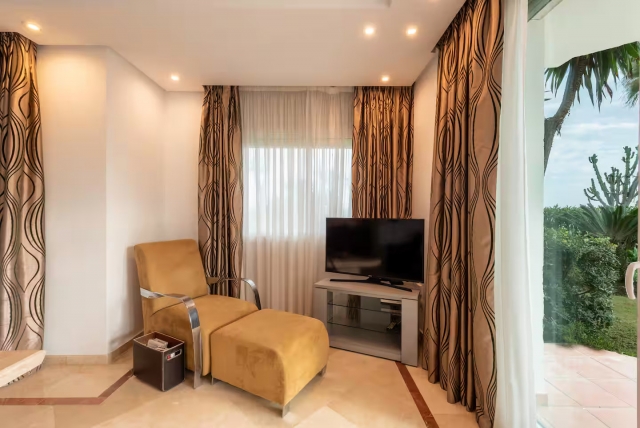 Sala de estar con tele