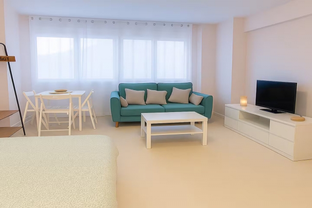 Amplio interior con sofa