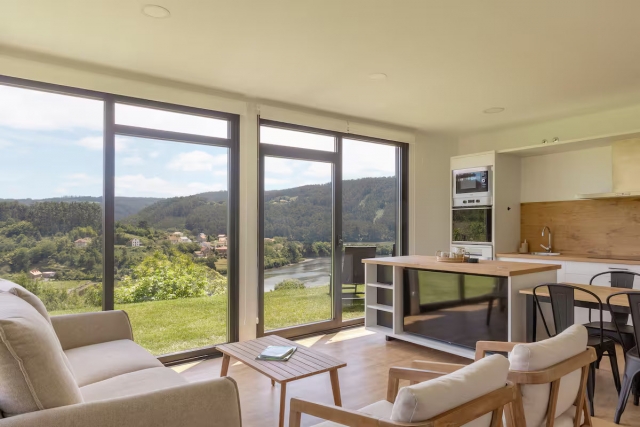 Sala con buenas vistas 