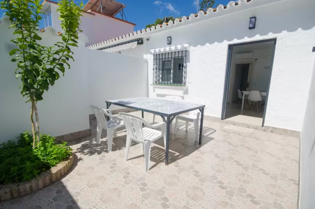 Galindo Beach- Bungalow Troyano