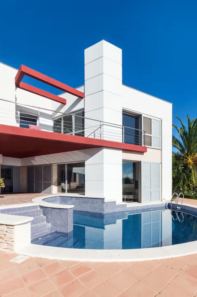 Acceso a la casa moderna