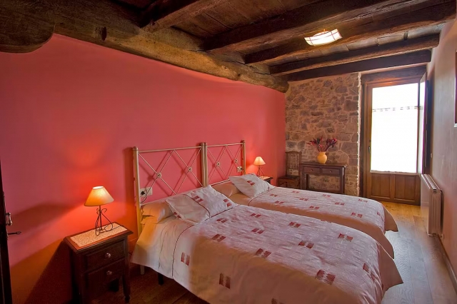 Dormitorio doble amplio