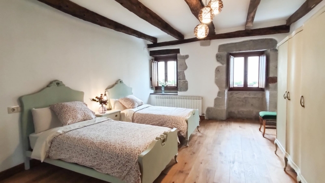 Dormitorio doble amplio 