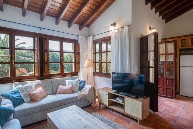 Sala amplia con vistas 