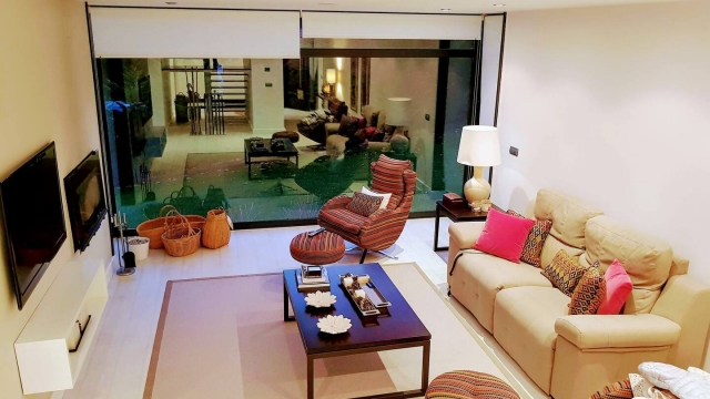 Sala de estar con sillones