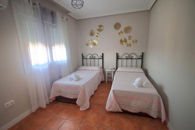 Dormitorio doble con camas