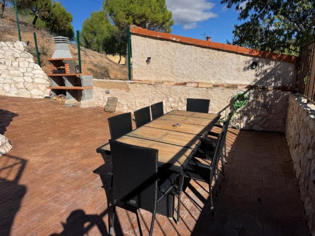  exterior con barbacoa